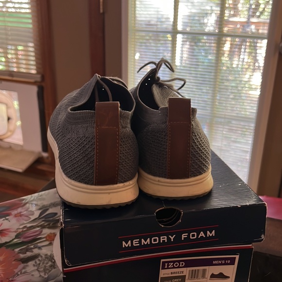 Men’s Izod Memory Foam Breeze - Picture 4 of 4